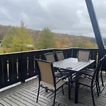 Hjemmekoselig Toppleilighet I Sentrum