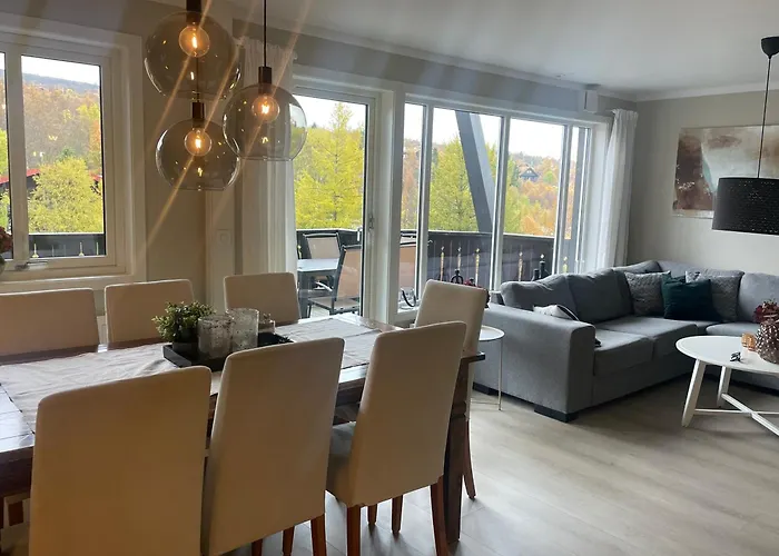 Hjemmekoselig Toppleilighet I Sentrum Leilighet Beitostolen