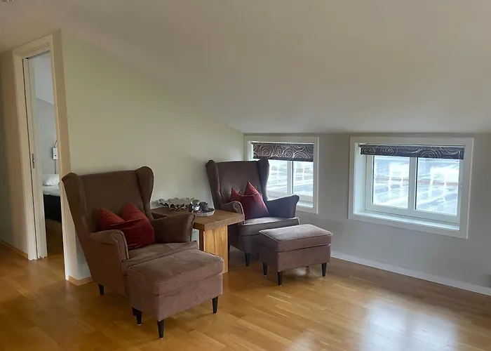 Leilighet Hjemmekoselig Toppleilighet I Sentrum *